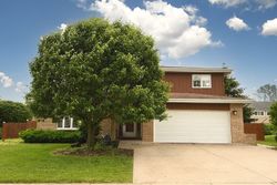 Pre-foreclosure in  BROOK HILL DR Orland Park, IL 60467