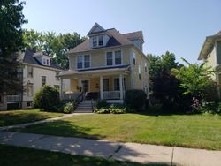 Pre-foreclosure in  WESTERN AVE Joliet, IL 60435