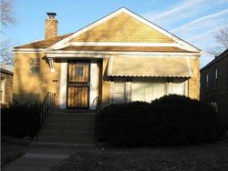 Pre-foreclosure in  S UNIVERSITY AVE Chicago, IL 60628