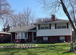 Pre-foreclosure in  DOWNERS DR Lemont, IL 60439
