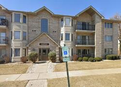 Pre-foreclosure in  LAPORTE AVE D Burbank, IL 60459