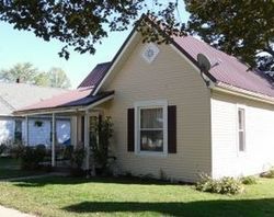 Pre-foreclosure Listing in W MAIN ST WORTHINGTON, IN 47471