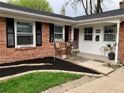 Pre-foreclosure in  MEADOWCREST DR Anderson, IN 46011