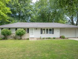 Pre-foreclosure in  TRIER RD Fort Wayne, IN 46815