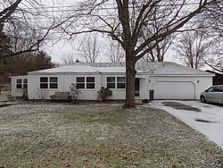 Pre-foreclosure in  DOVER CT Elkhart, IN 46516