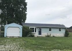 Pre-foreclosure in  CLIFTY DR Columbus, IN 47201