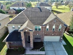 Pre-foreclosure in  SUMMER COVE CT Friendswood, TX 77546