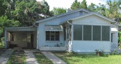 Pre-foreclosure in  W LINE ST Leesburg, FL 34748