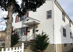 Pre-foreclosure in  HORACE ST Bridgeport, CT 06610