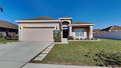 Pre-foreclosure in  HIGHLAND MEADOWS AVE Davenport, FL 33837