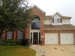 Pre-foreclosure in  TOWN GLADE DR Cypress, TX 77429