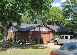 Pre-foreclosure in  WOODLAND DR Rogers, AR 72756