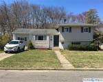 Pre-foreclosure in  W 24TH ST Deer Park, NY 11729
