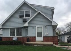 Pre-foreclosure in  N 105TH ST Milwaukee, WI 53225