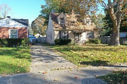 Pre-foreclosure in  STRATFORD AVE Indianapolis, IN 46201