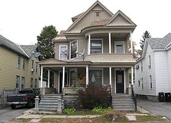 Pre-foreclosure in  2ND AVE Gloversville, NY 12078
