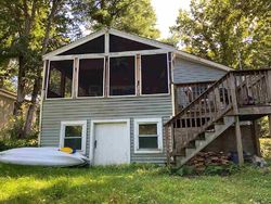 Pre-foreclosure Listing in RIVERSIDE DR FREMONT, NH 03044