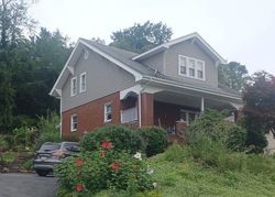 Pre-foreclosure in  REGENT ST Houston, PA 15342