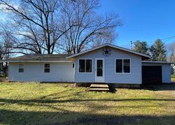 Pre-foreclosure in  HEMLOCK BEACH DR Reading, MI 49274