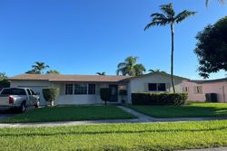 Pre-foreclosure in  SW 65TH ST Miami, FL 33173