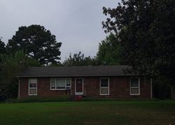 Pre-foreclosure in  BONNIEFIELD DR Mechanicsville, VA 23111