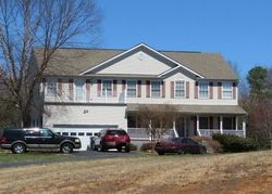 Pre-foreclosure in  ROYAL HILLS DR Fredericksburg, VA 22406