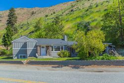 Pre-foreclosure Listing in EELS RD CASHMERE, WA 98815