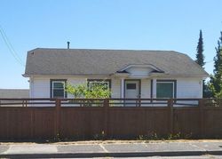 Pre-foreclosure in  HIGHLAND DR Everett, WA 98203