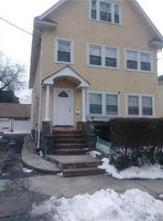 Pre-foreclosure in  S 11TH AVE Mount Vernon, NY 10550