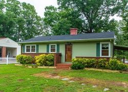 Pre-foreclosure in  RHODES AVE Kings Mountain, NC 28086
