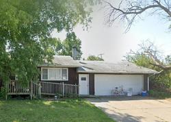 Pre-foreclosure in  W 29TH ST Davenport, IA 52804