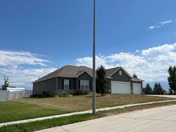 Pre-foreclosure in  S 49TH ST Papillion, NE 68133