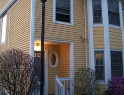 Pre-foreclosure in  QUINNIPIAC AVE  New Haven, CT 06513