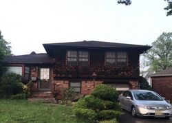 Pre-foreclosure in  FURBER AVE Linden, NJ 07036