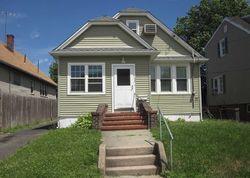 Pre-foreclosure in  E 24TH ST Paterson, NJ 07514