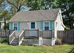 Pre-foreclosure in  FARRAGUT AVE Toms River, NJ 08753