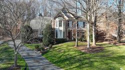 Pre-foreclosure in  EDGEPINE DR Charlotte, NC 28269