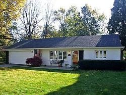 Pre-foreclosure in  LANCASTER RD Bloomfield Hills, MI 48302