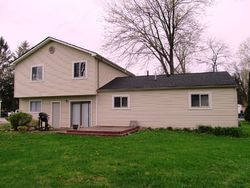 Pre-foreclosure in  CLOVERDALE Highland, MI 48356