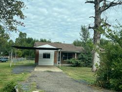 Pre-foreclosure in  WOODLAND PARK TER Spencer, OK 73084