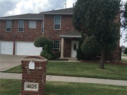 Pre-foreclosure in  FAWN RUN DR Yukon, OK 73099