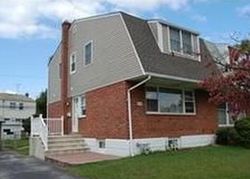 Pre-foreclosure Listing in HOOD RD SWARTHMORE, PA 19081