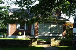 Pre-foreclosure Listing in FOCHT AVE ALLENTOWN, PA 18104