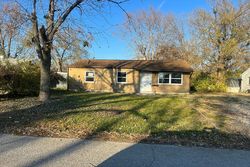 Pre-foreclosure in  SAINT GREGORY DR East Saint Louis, IL 62206