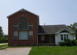 Pre-foreclosure in  RUSSELL AVE East Saint Louis, IL 62207