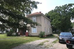 Pre-foreclosure in  N 5TH ST Springfield, IL 62702