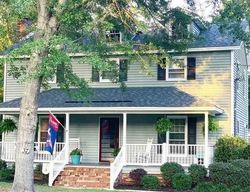 Pre-foreclosure in  CHALMERS ROW Florence, SC 29501