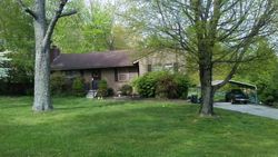 Pre-foreclosure in  ELLISON RD Knoxville, TN 37914