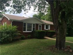 Pre-foreclosure in  DONNA HILL DR Nashville, TN 37214