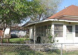 Pre-foreclosure in  S JAMISON DR Devine, TX 78016